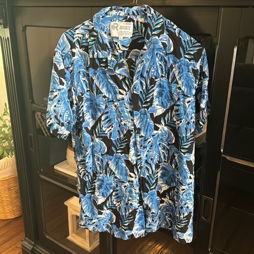 Hawaiian style shirt
